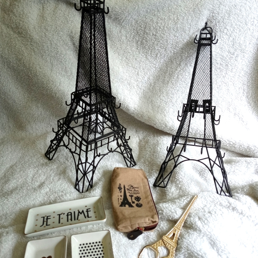 Paris jewelry holders / decor